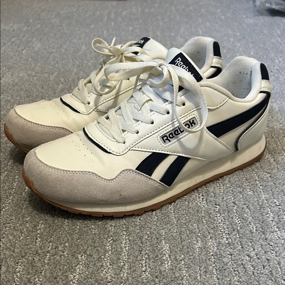 Reebok Men's White and Navy Sneakers